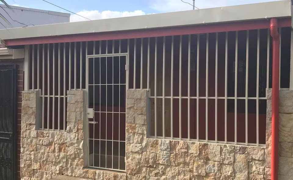 Habitaciones para estudiantes en Heredia cerca de la UNA 13