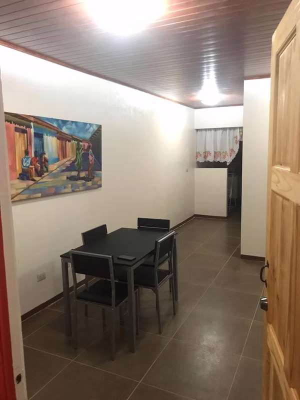 Habitaciones para estudiantes en Heredia cerca de la UNA 11