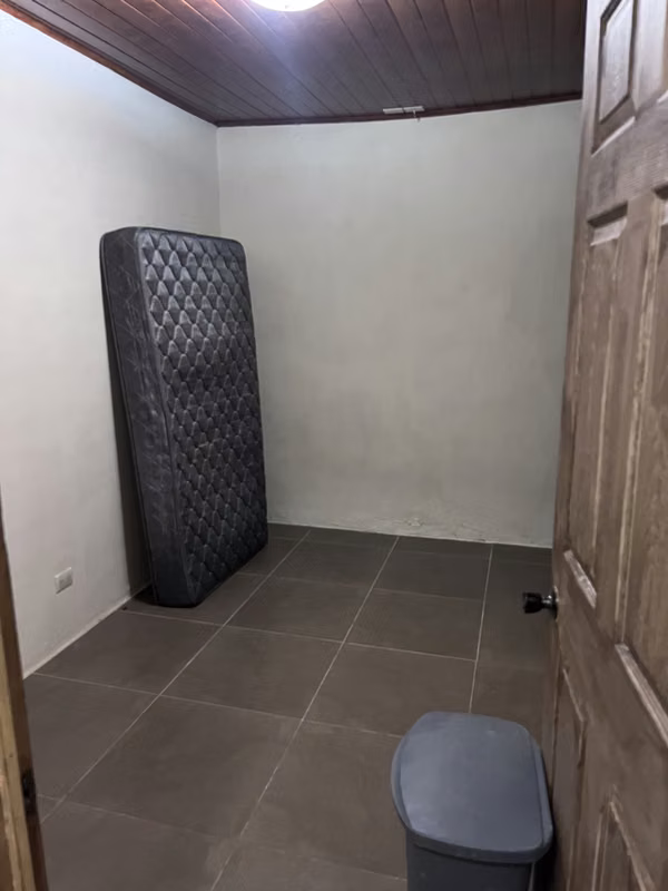 Habitaciones para estudiantes en Heredia cerca de la UNA 5