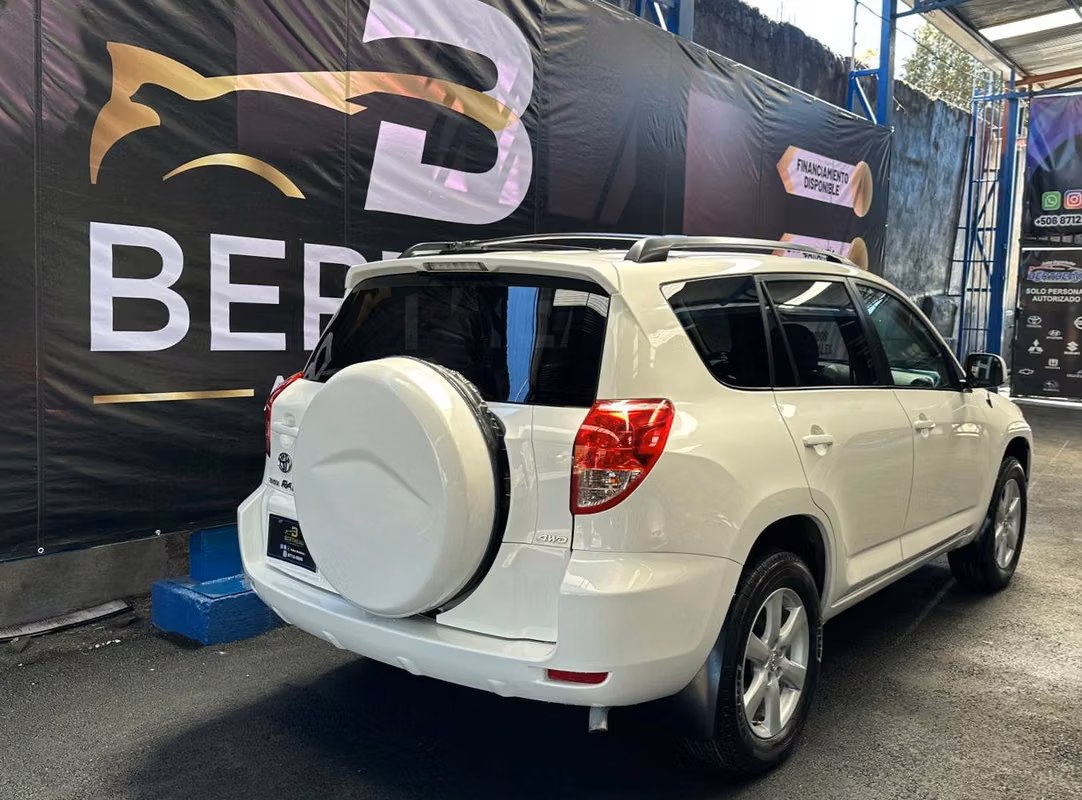 2007 Toyota RAV4 - foto 5