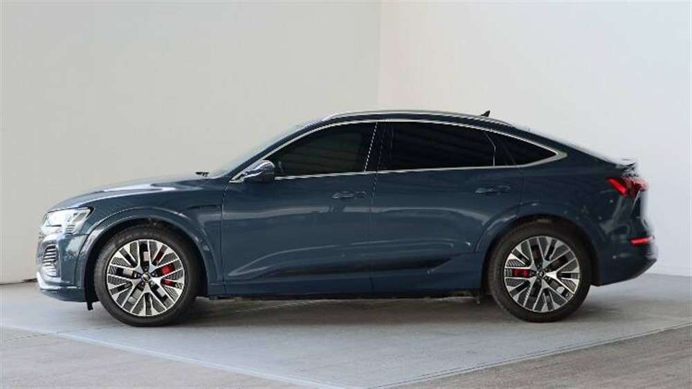2024 Audi e-tron