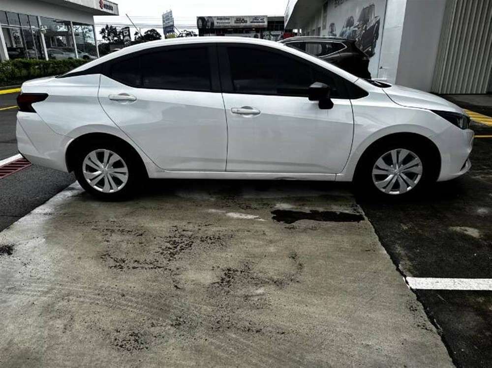 2023 Nissan Versa - foto 5