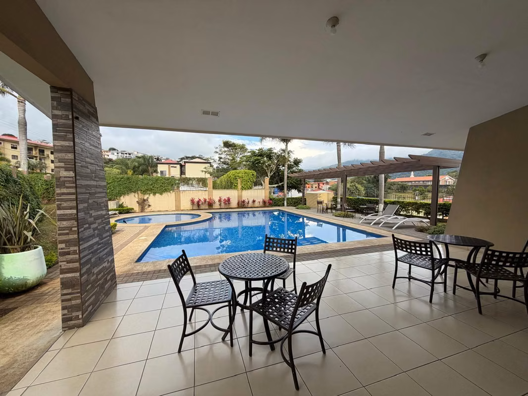 Apartamento en Condominio Torres del Sol en Tres Ríos 10