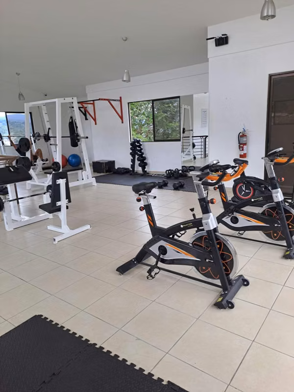 Apartamento en Condominio Torres del Sol en Tres Ríos 11