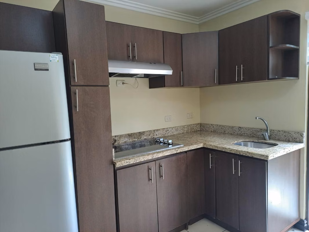 Apartamento en Condominio Torres del Sol en Tres Ríos 13