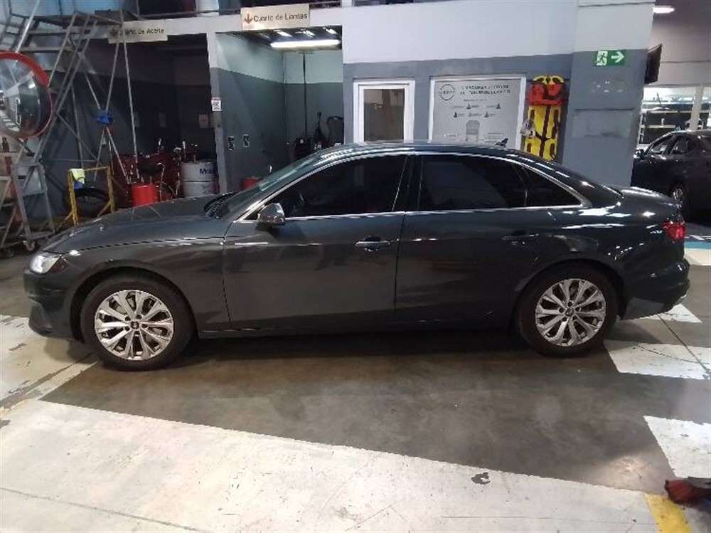 2020 Audi A4 - foto 3