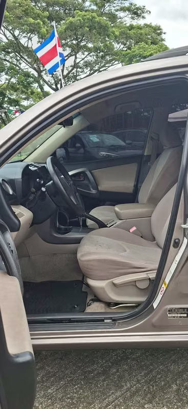2006 Toyota RAV4 - foto 2