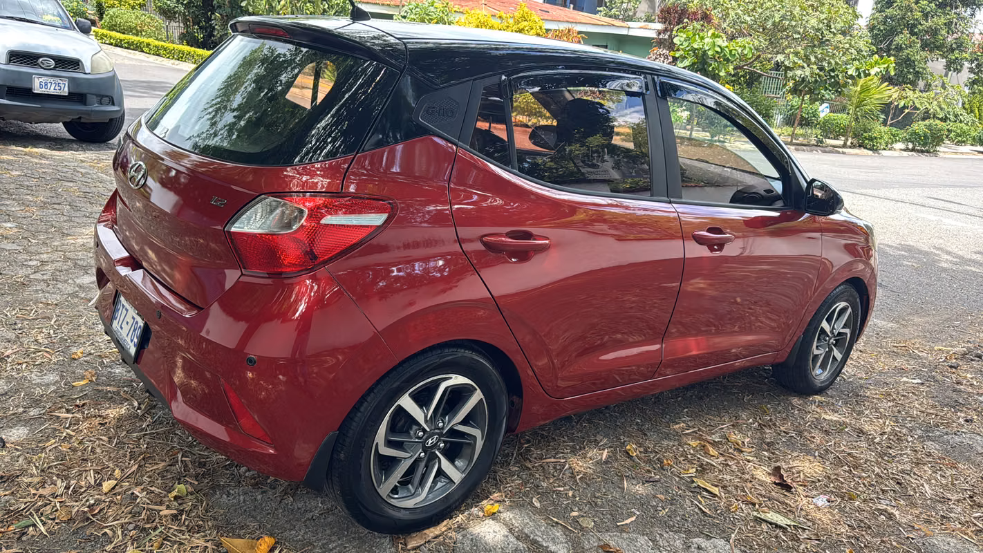 2021 Hyundai Grand i10 - foto 2