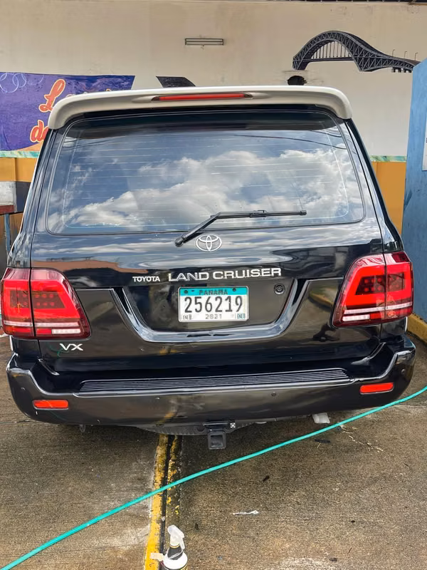 2001 Toyota Land Cruiser - foto 1