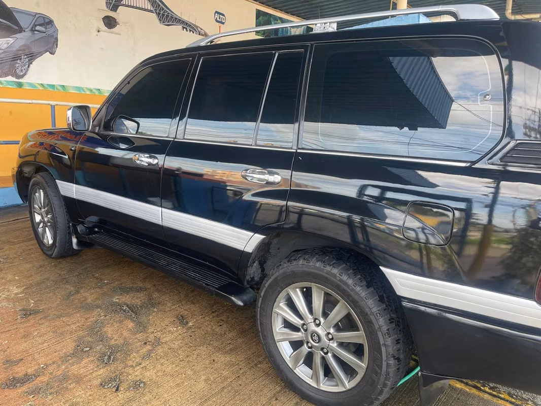 2001 Toyota Land Cruiser - foto 2