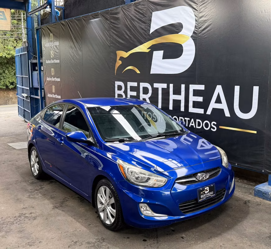 2013 Hyundai Accent - foto 1