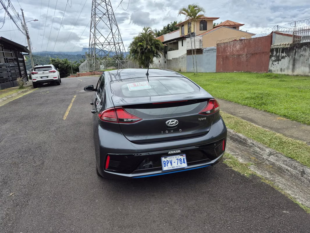 2017 Hyundai Ioniq - foto 5