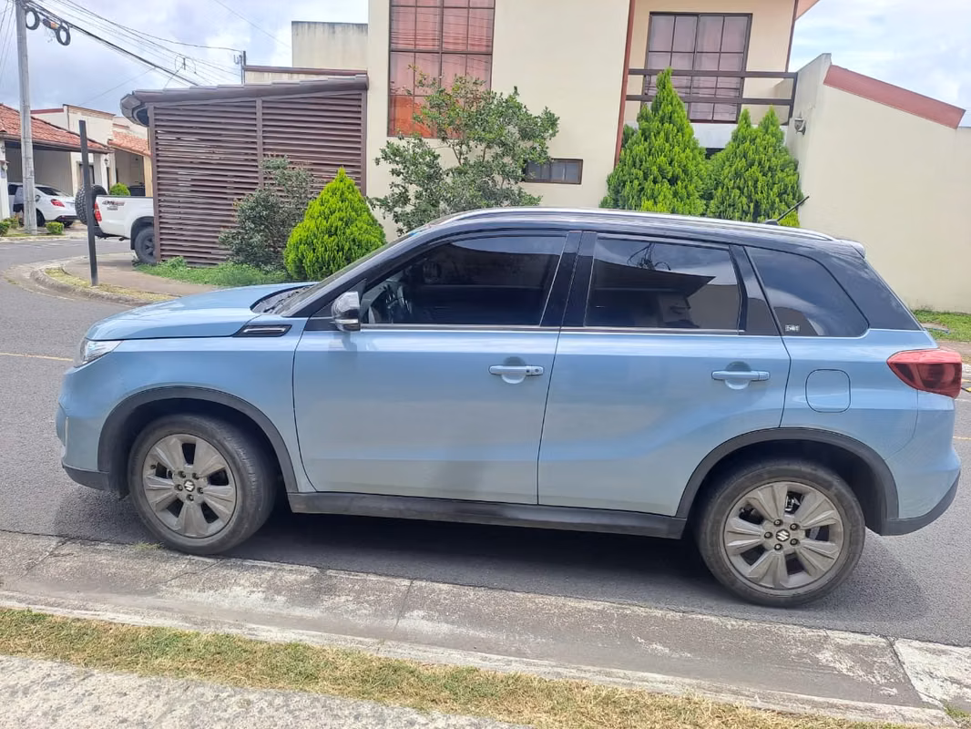 2023 Suzuki Vitara - foto 3