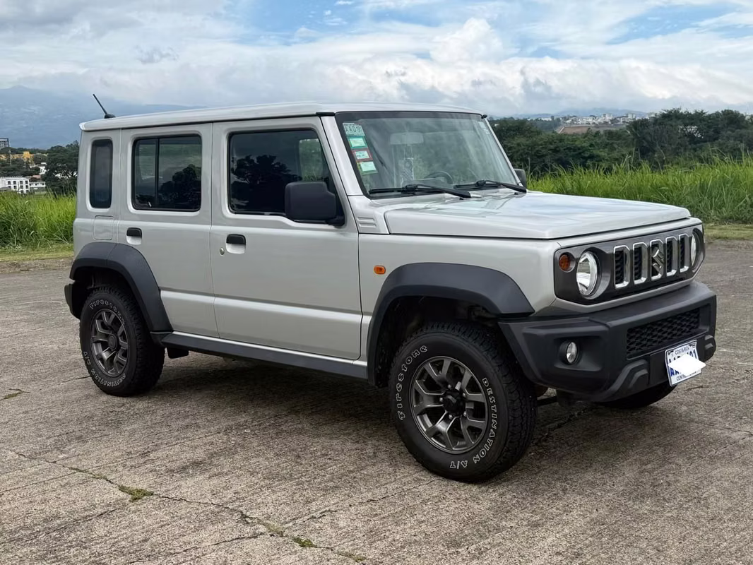 2025 Suzuki Jimny - foto 4