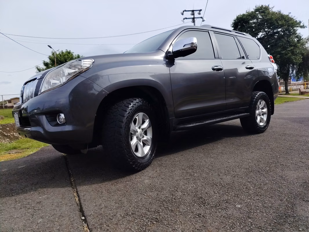 2012 Toyota Land Cruiser - foto 5