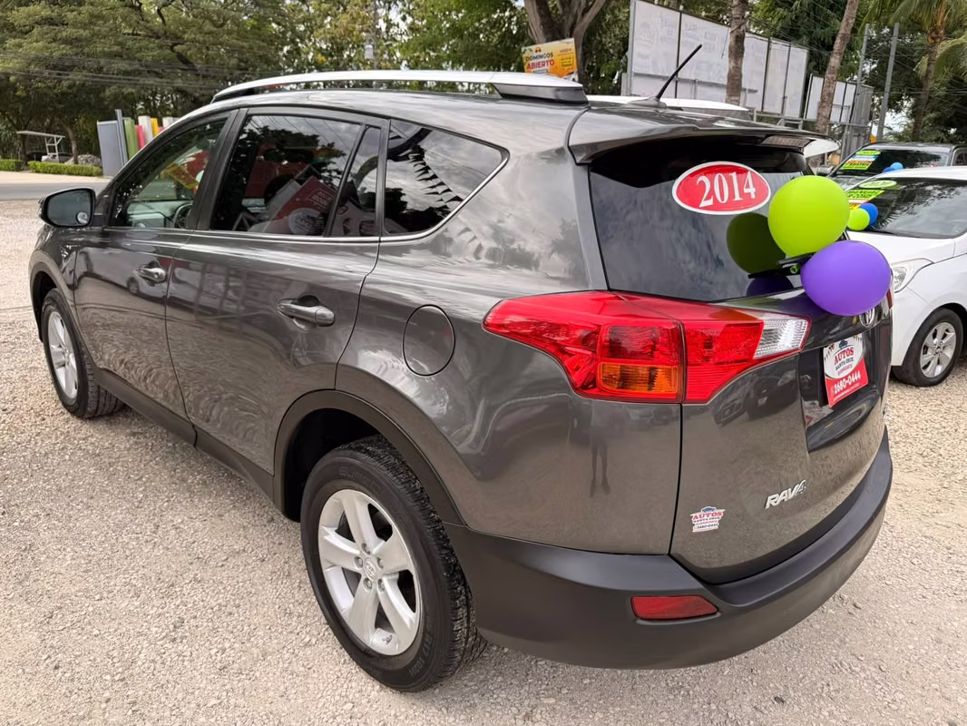 2014 Toyota RAV4 - foto 4