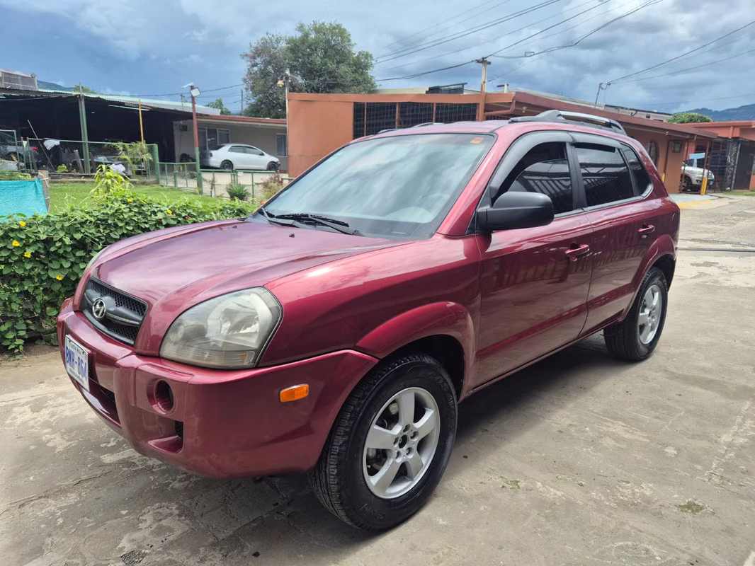 2005 Hyundai Tucson - foto 1