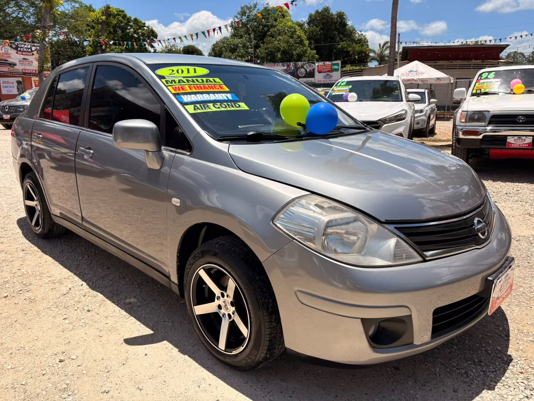 2011 Nissan Tiida - foto 4