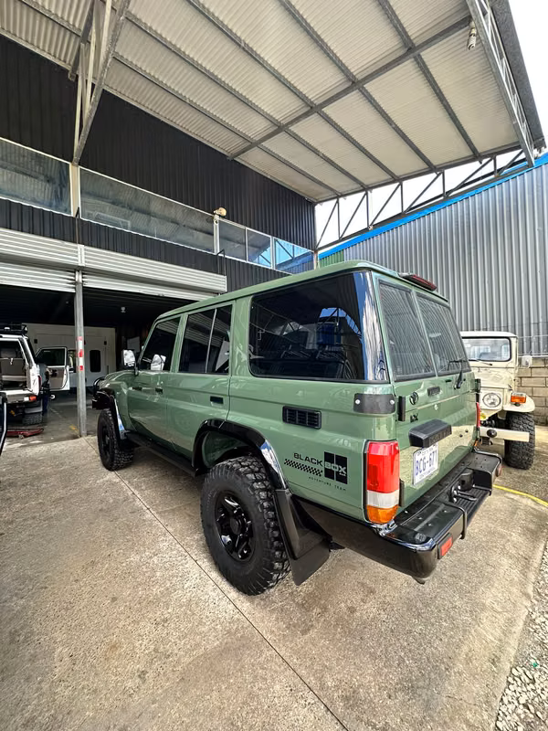 2012 Toyota Land Cruiser - foto 3