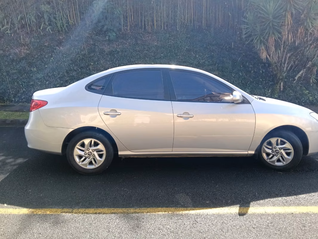 2008 Hyundai Elantra - foto 4