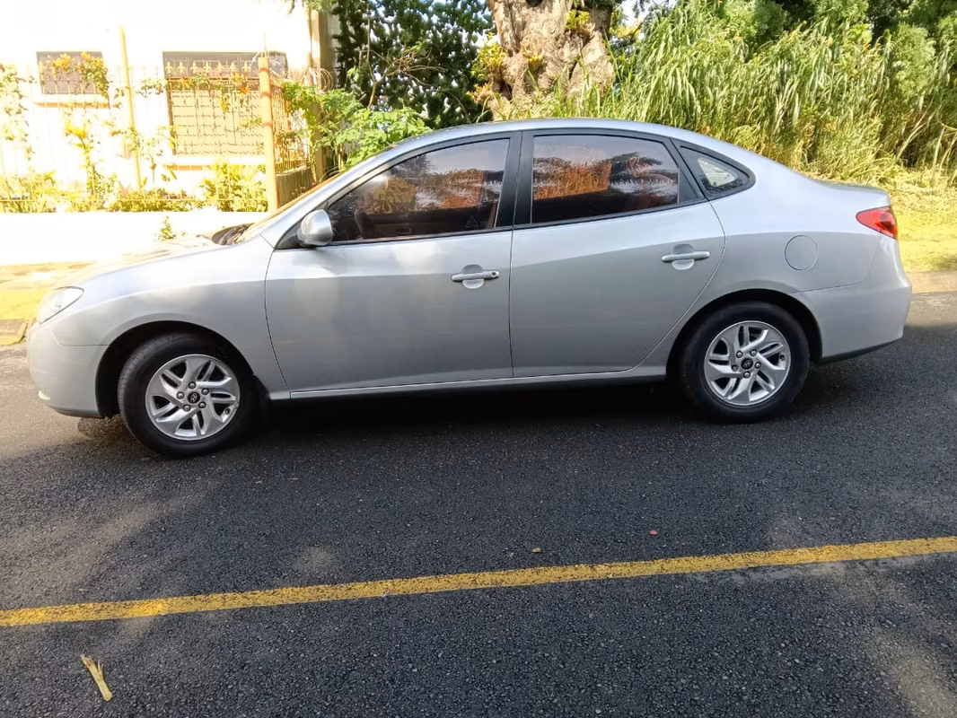 2008 Hyundai Elantra - foto 5