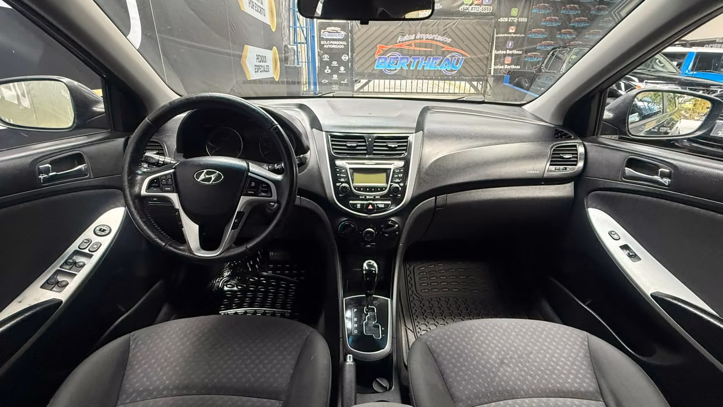 2012 Hyundai Accent - foto 4