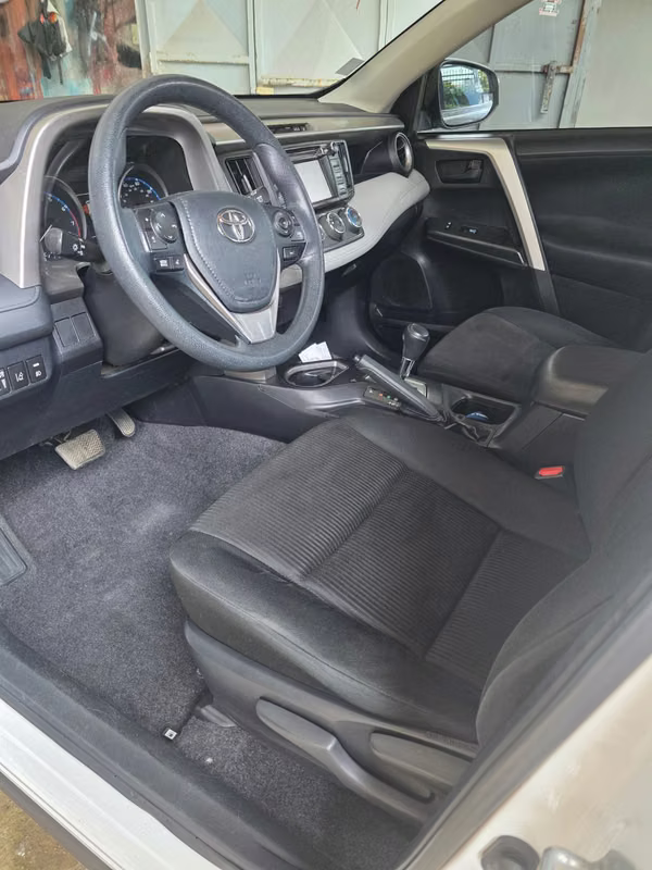 2018 Toyota RAV4 - foto 4