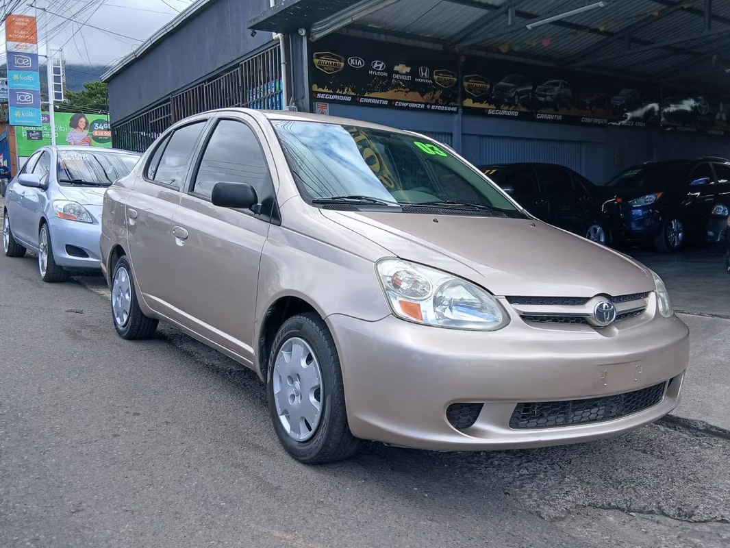 2003 Toyota Echo - foto 5