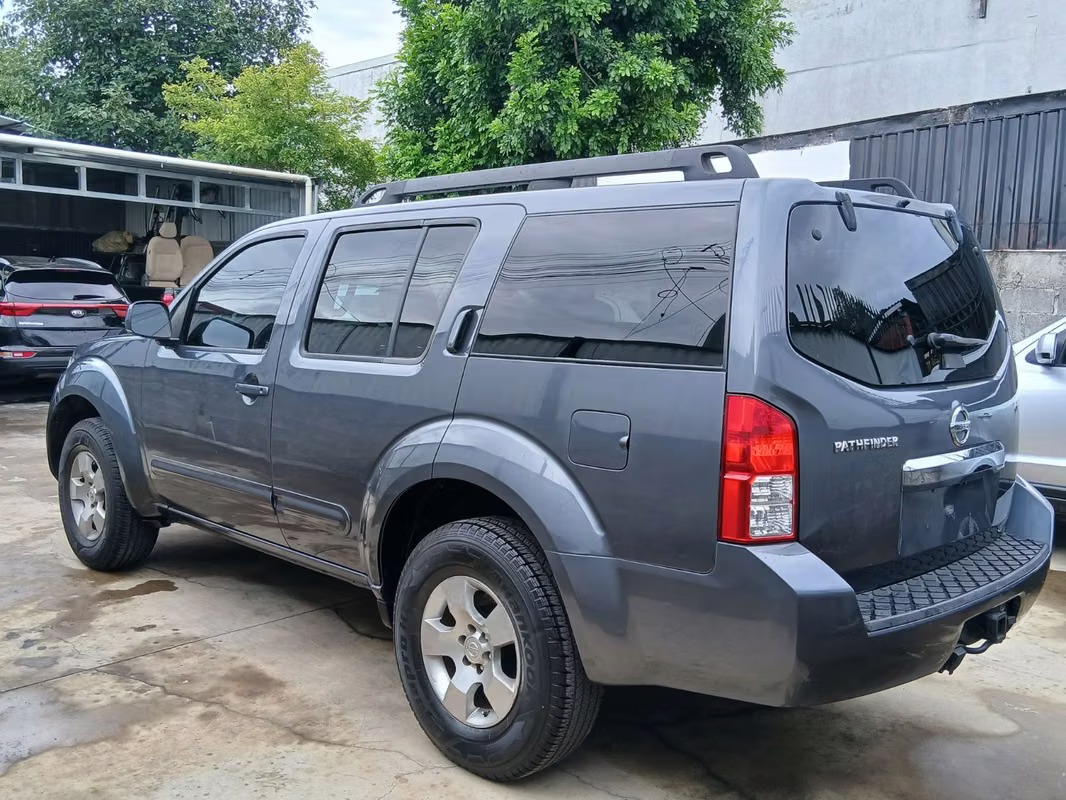 2012 Nissan Pathfinder - foto 3