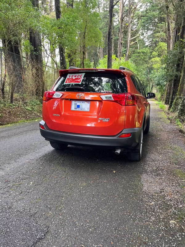 2016 Toyota RAV4 - foto 4