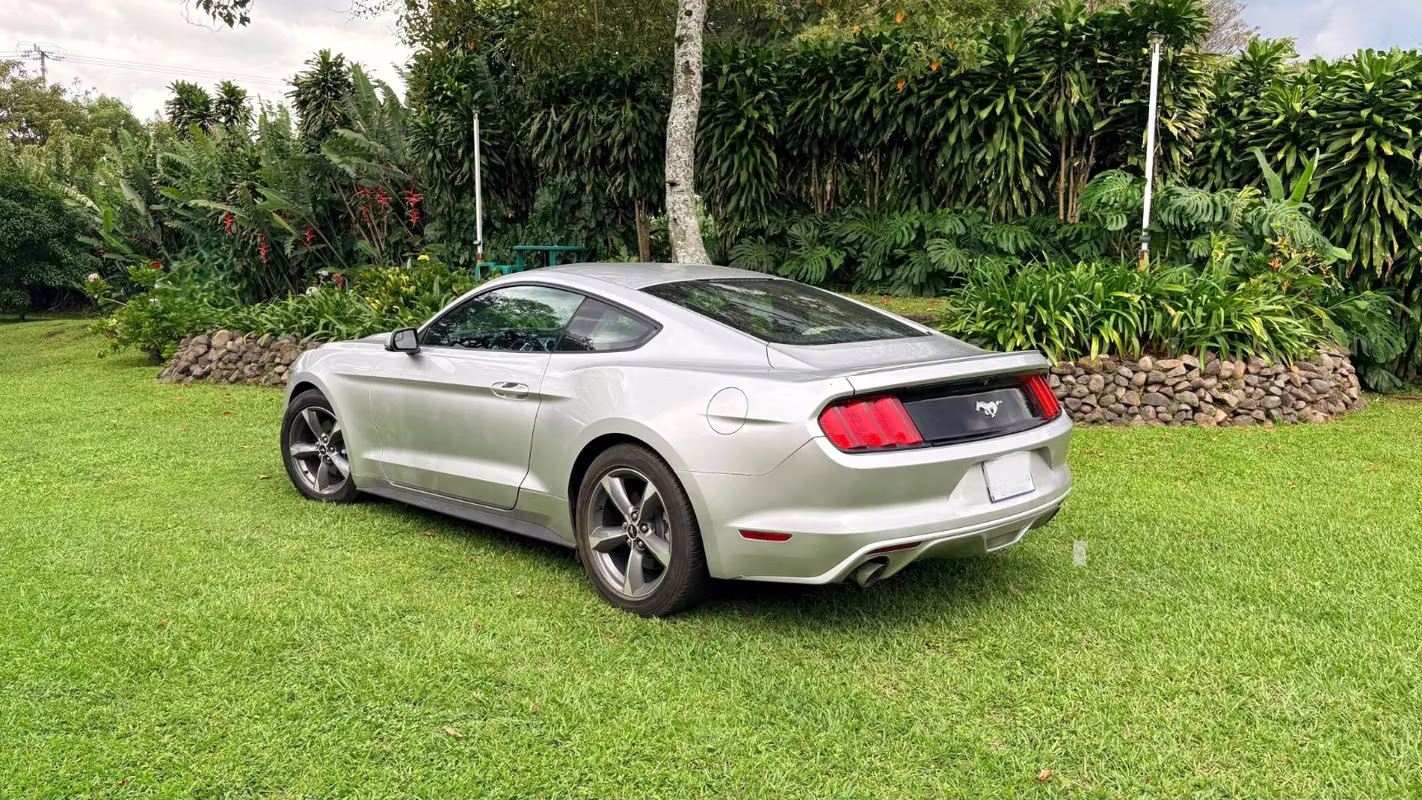 2016 Ford Mustang - foto 3