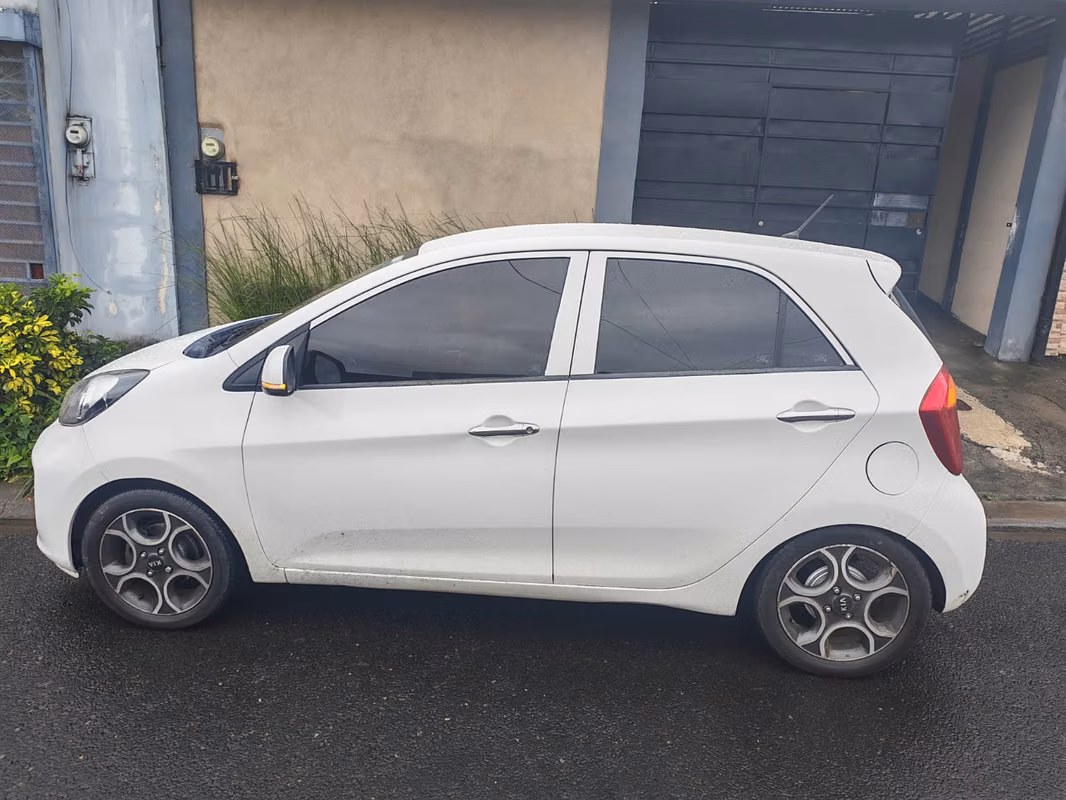 2017 Kia Picanto - foto 2