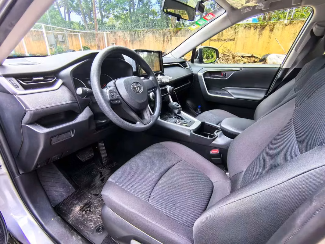 2024 Toyota RAV4 - foto 3