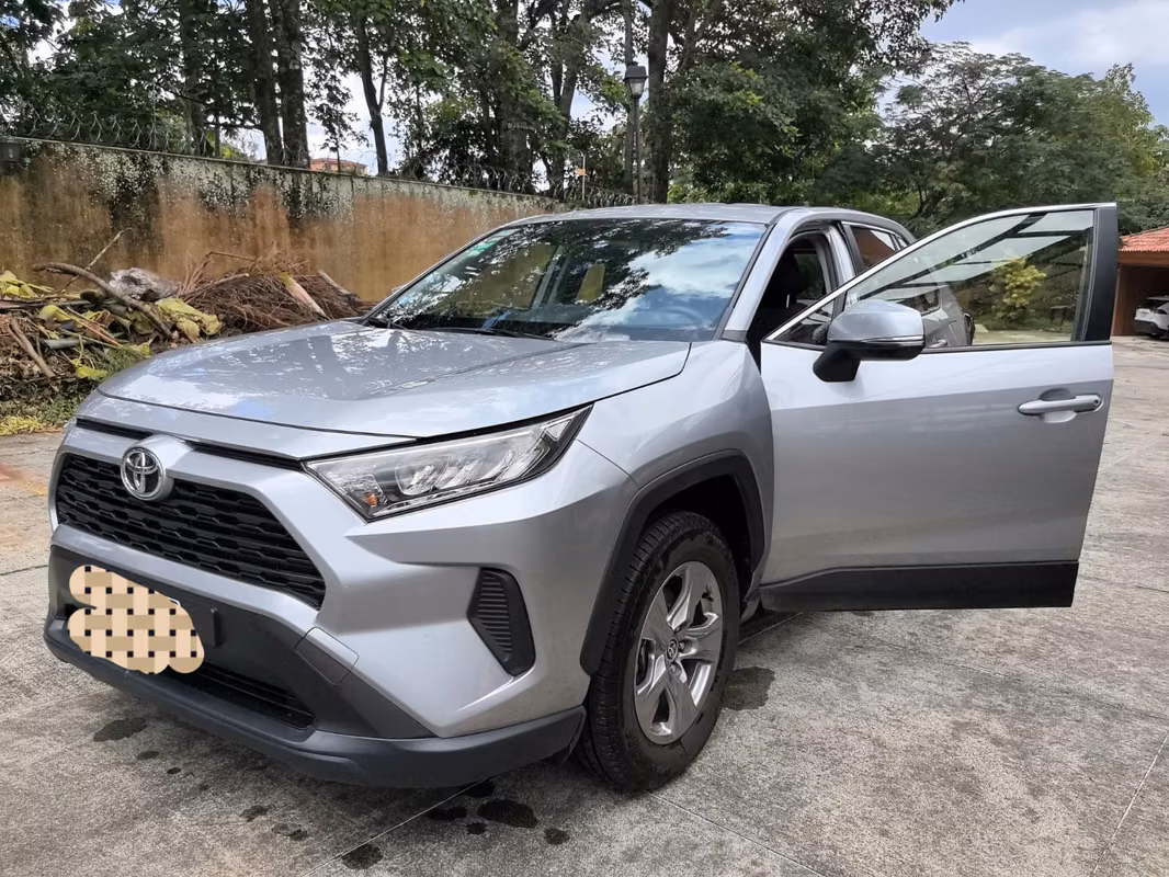 2024 Toyota RAV4 - foto 2