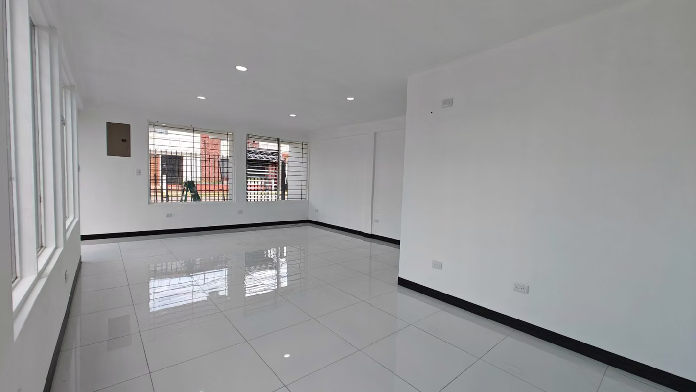 Commercial premises, office, office or bar buffet, super central in San Juan de Tibás., photo 5