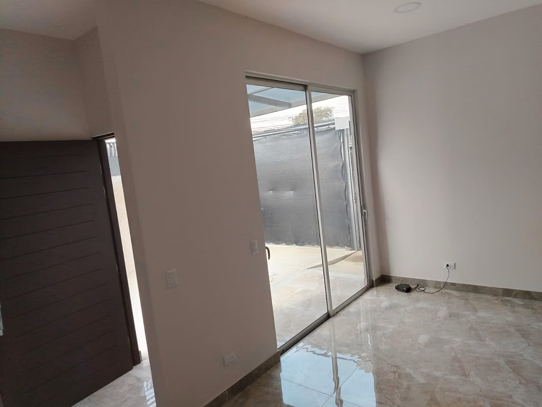 ALQUILER MODERNO APARTAMENTO EN LA TRINIDAD DE MORAVIA, EN UNA EXCELENTE UBICACIÓN TRANQUILA Y SEGURA, photo 7