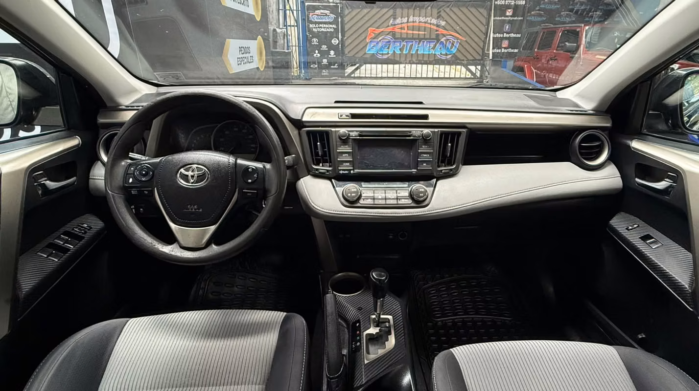 2014 Toyota RAV4 - foto 4