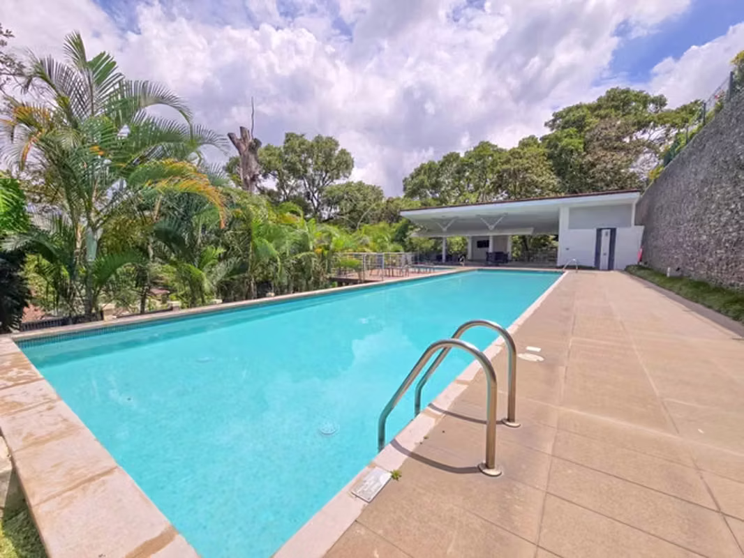En alquiler – Exclusivo condominio en Jaboncillos, Escazú, photo 4