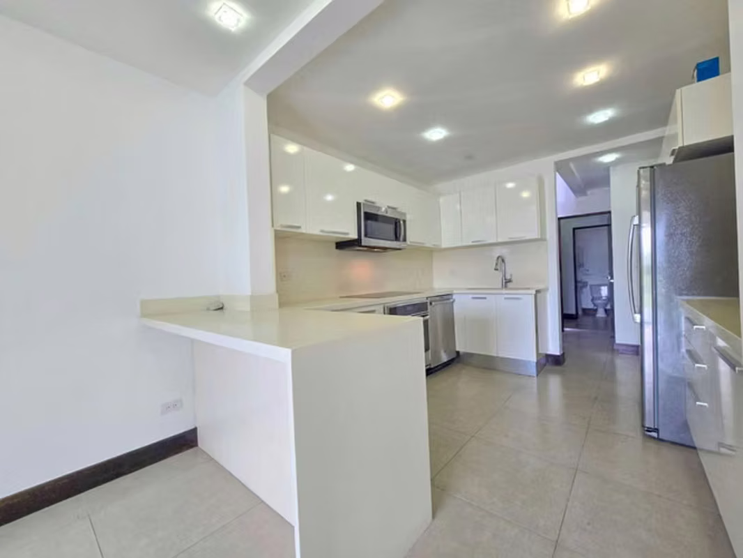 En alquiler – Exclusivo condominio en Jaboncillos, Escazú, photo 10