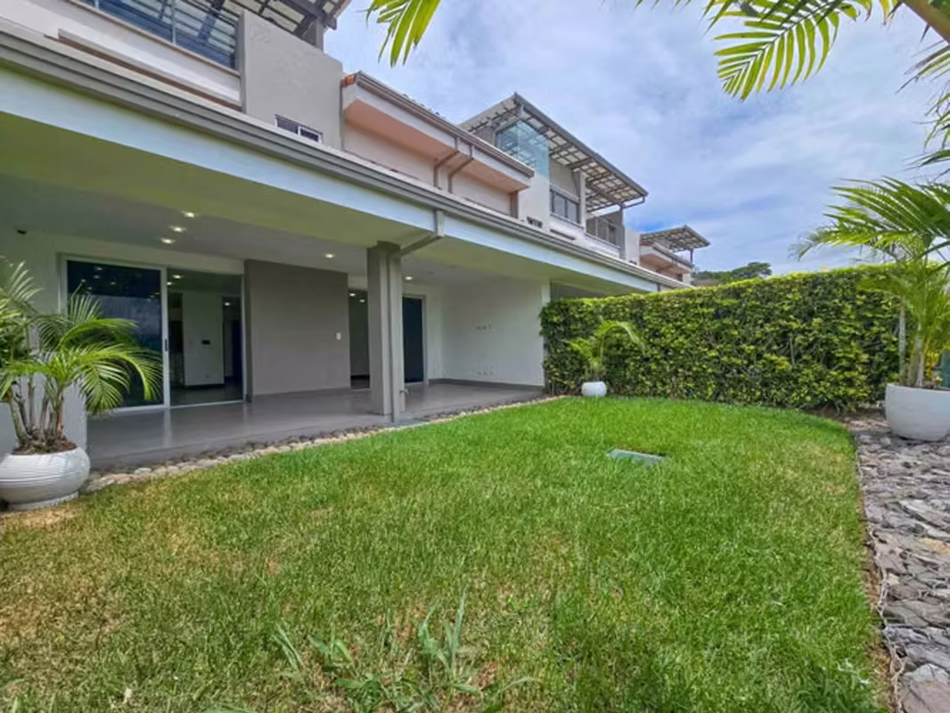 En alquiler – Exclusivo condominio en Jaboncillos, Escazú, photo 8