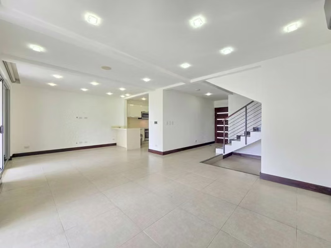 En alquiler – Exclusivo condominio en Jaboncillos, Escazú, photo 9