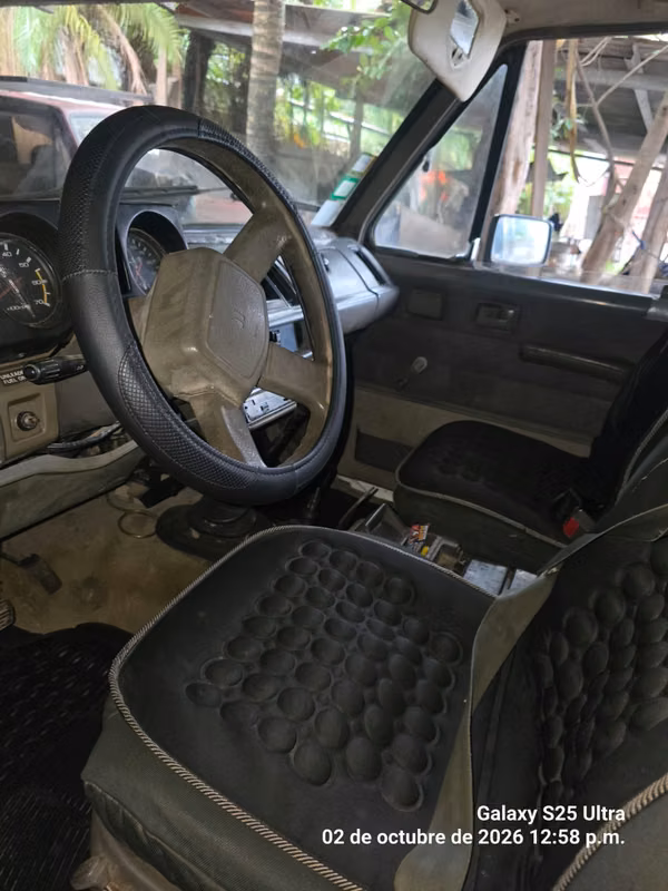 1987 Isuzu Trooper - foto 1