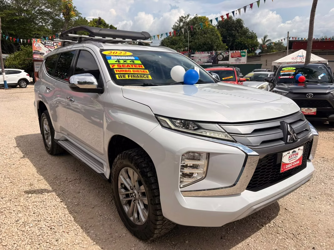 2022 Mitsubishi Montero Sport - foto 4