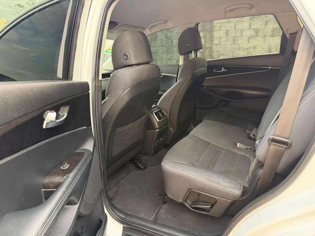 2017 Kia Sorento - foto 3