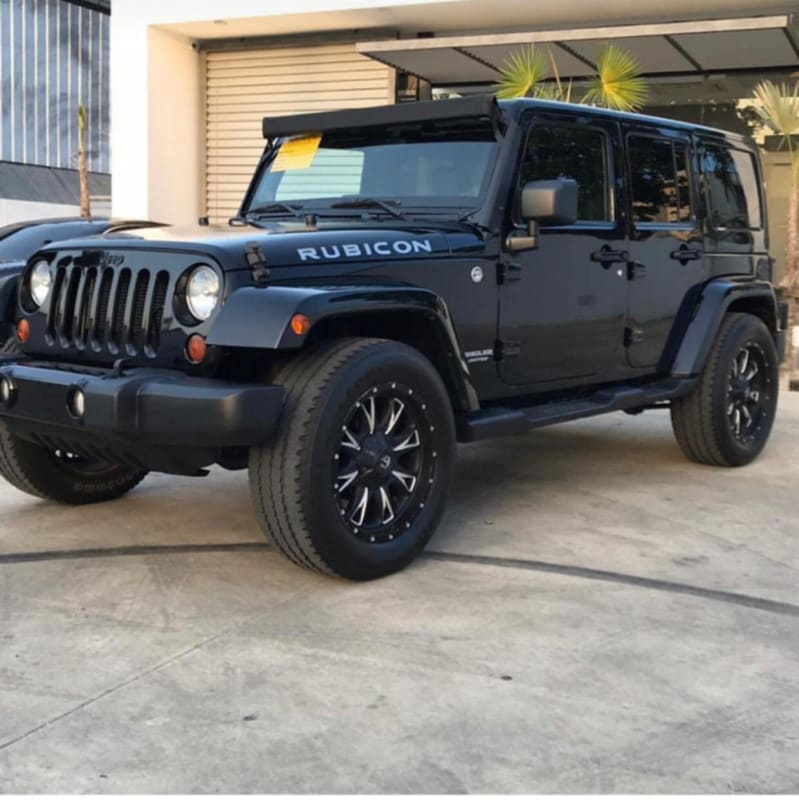 Jeep rubicon 2018 999 km Gasoline Manual in Santo Domingo | Te encanta  montiar? PUES RESERVALO YA!!