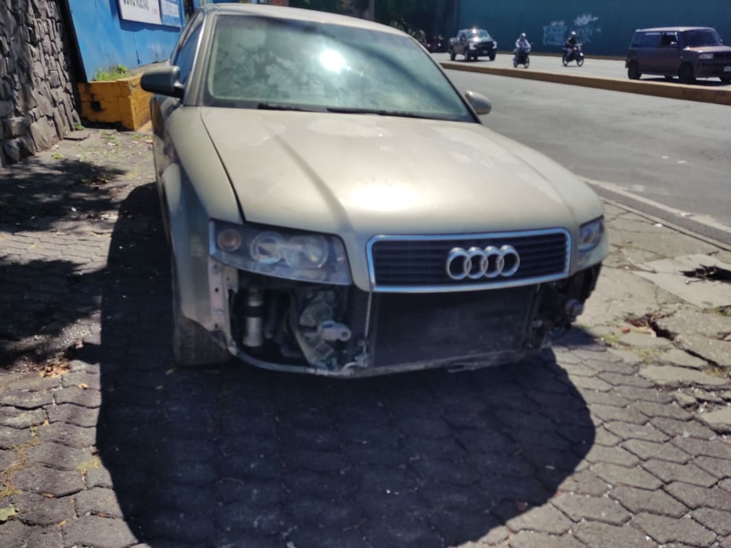 Engine & Parts | New and used parts for AUDI A4  MODELO 2003 automatic  - Guatemala