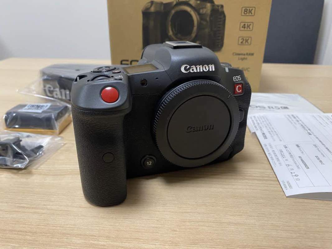 Canon EOS R5 C 8K - Cuerpo de Cámara Cine Digital RF - Avacab