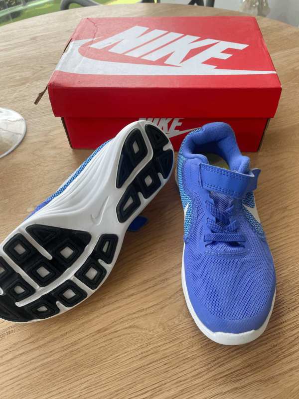 Tenis NIKE nino o nina Talla 13 19 cm Santa Catarina Pinula