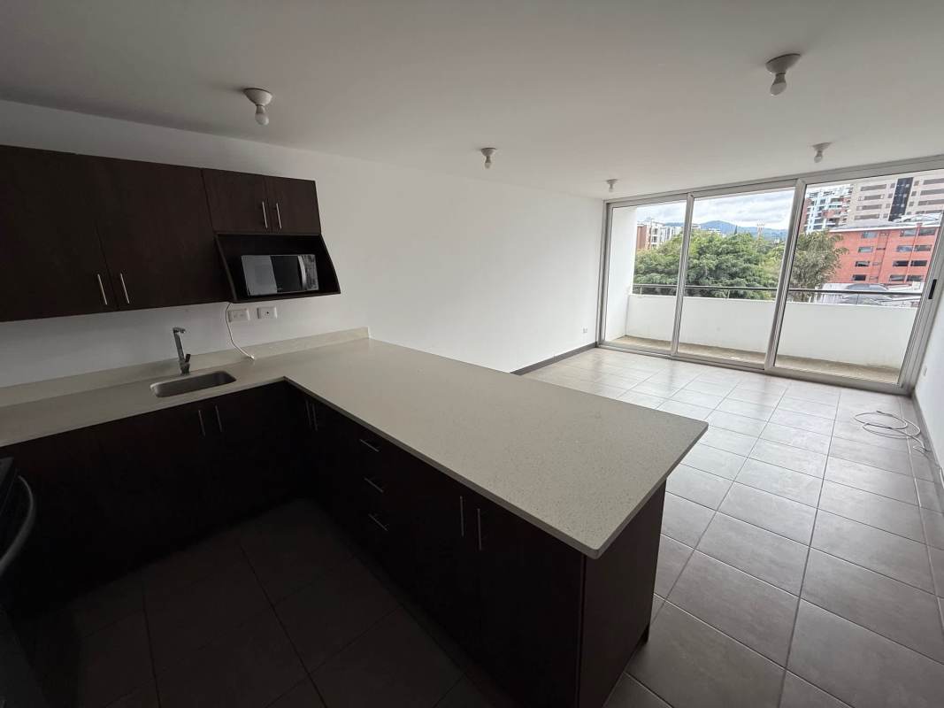 Rento Apartamento en Zona 15 EDIFICIO MODERNO Z.15 Vista Hermosa 1 | 2 Recamaras por 1540500.00 en Z