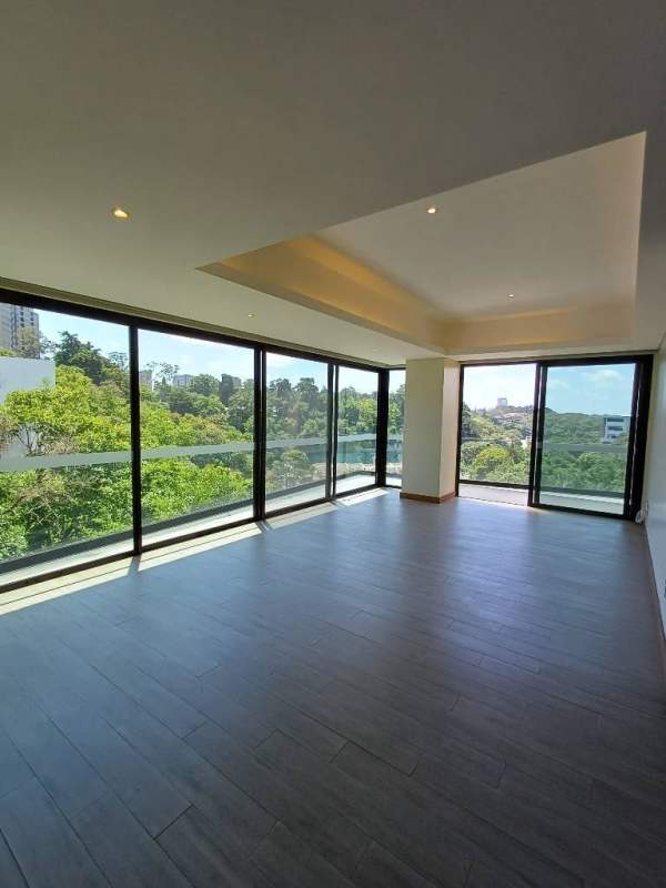 APARTAMENTO EN VENTAOAKLAND ZONA 10 | 3 Recamaras por 599000.00 en Zona 10